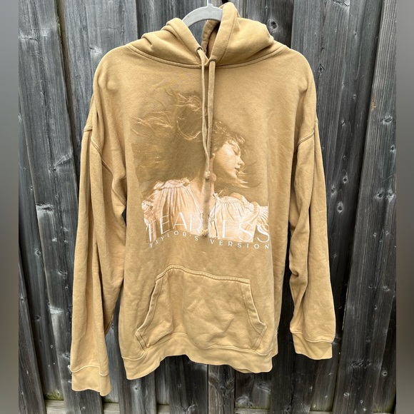 Taylor Swift Tops - Taylor Swift Fearless TV Mustard Hoodie Size Large